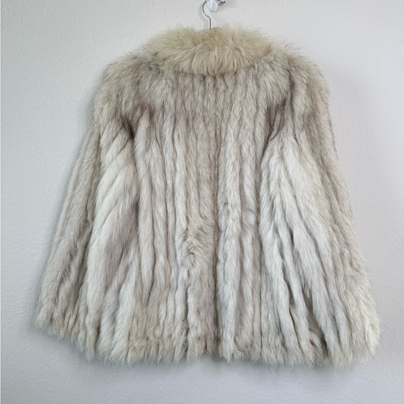 Vtg Saga Fox Women’s Fur Coat Silver Fox Long Sleeve Sz M Old Money - Picture 11 of 11